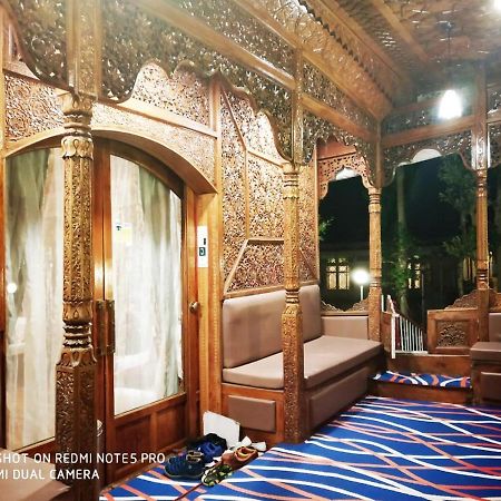 The Mughal Sheraton Houseboat Hotell Durgjan Eksteriør bilde